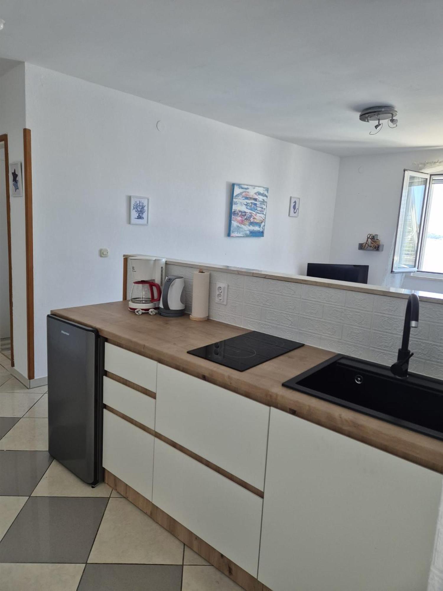 Apartments Matea Studio Apartment Štikovica Buitenkant foto
